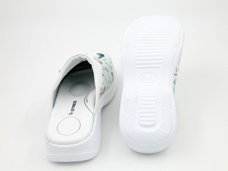 Favori Doctor Sabo Clog White