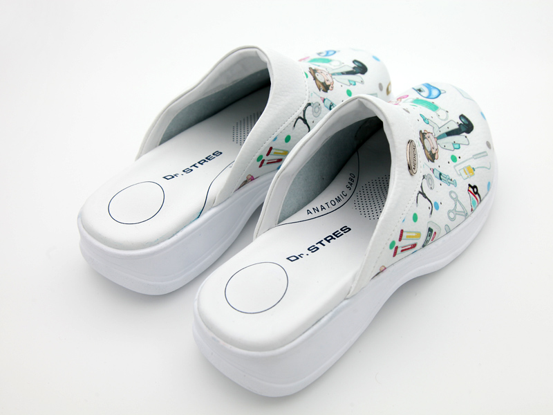 Favori Doctor Sabo Clog White