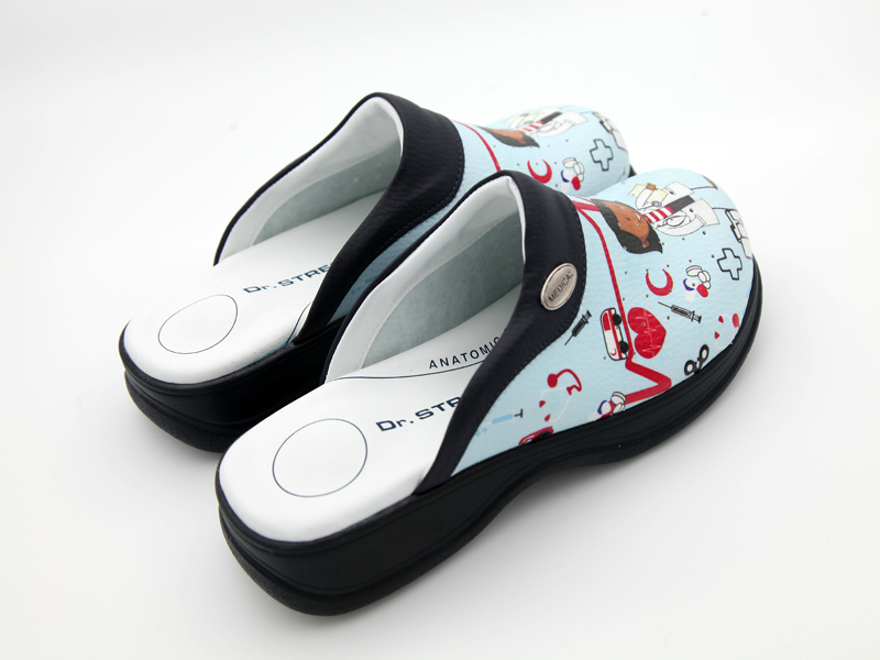 Favori Doctor Sabo Clog Navy Blue