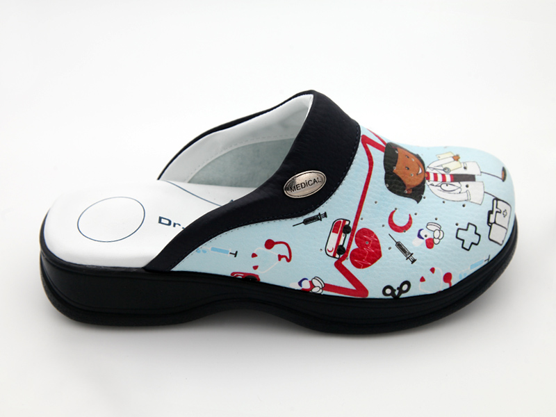 Favori Doctor Sabo Clog Navy Blue