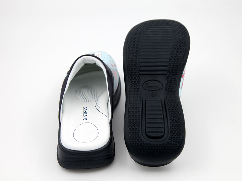 Favori Doctor Sabo Clog Navy Blue