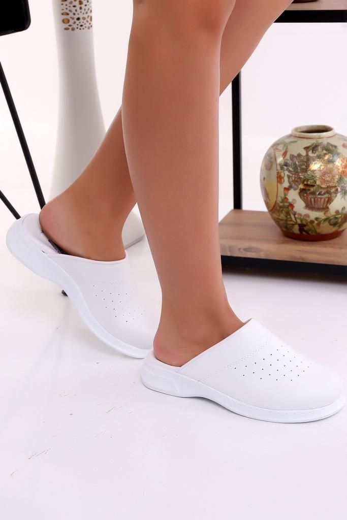 SB2007 Ortopedik Taban Unisex Sabo Terlik Beyaz